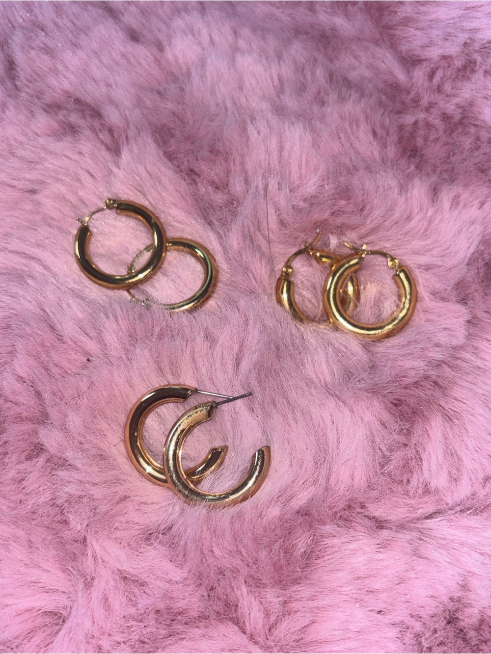 14K plated yellow gold puffed hoop earrings set